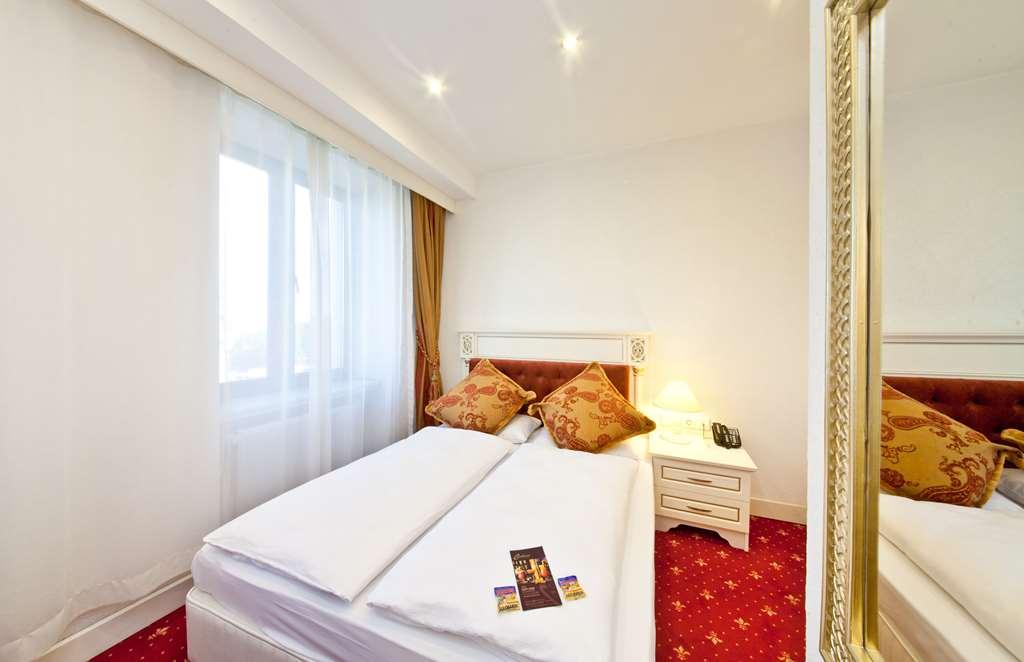 Unique Hauptbahnhof Hotel